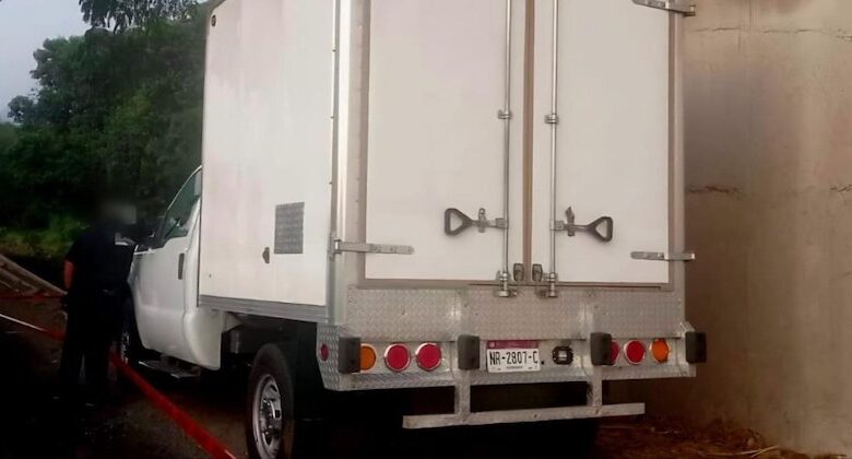Camioneta baleada