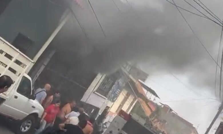 bodega de juguetes, Uruapan, Fuego