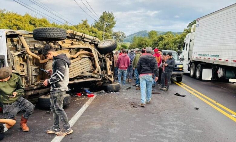 Choque entre camionetas, Peribán