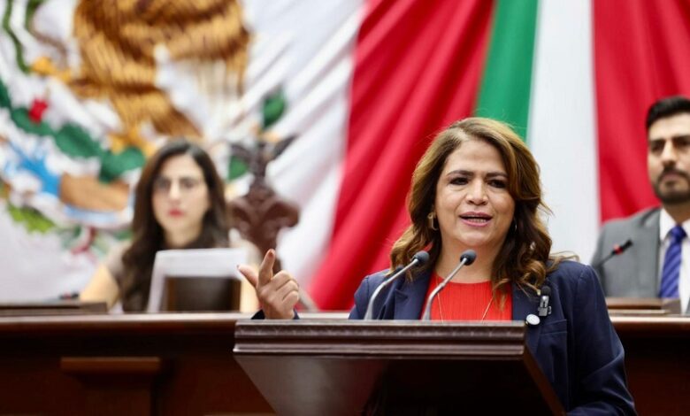 Fabiola Alanís, Morena
