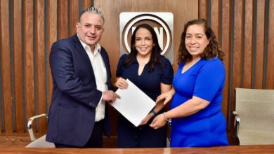 Carlos Quintana, Andrea Villanueva, Ángeles Toro