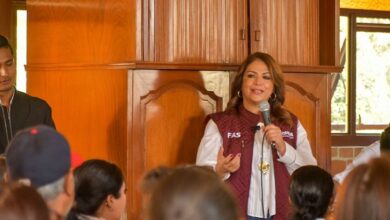 Fabiola Alanís en discurso
