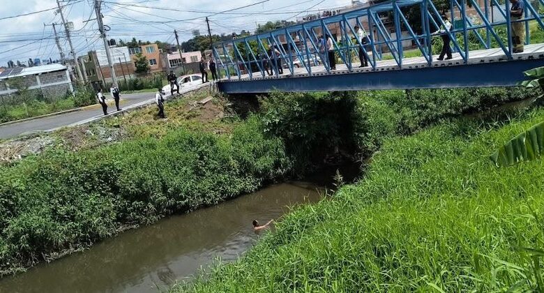 Cae hombre al Río Grande de Morelia