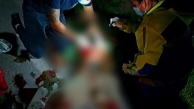 Hombre apuñalado por mujer