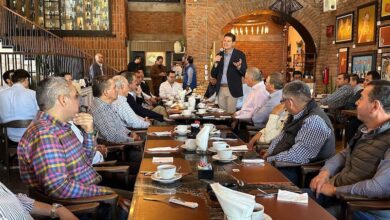 Alfonso Martínez Alcázar con empresarios de Zamora
