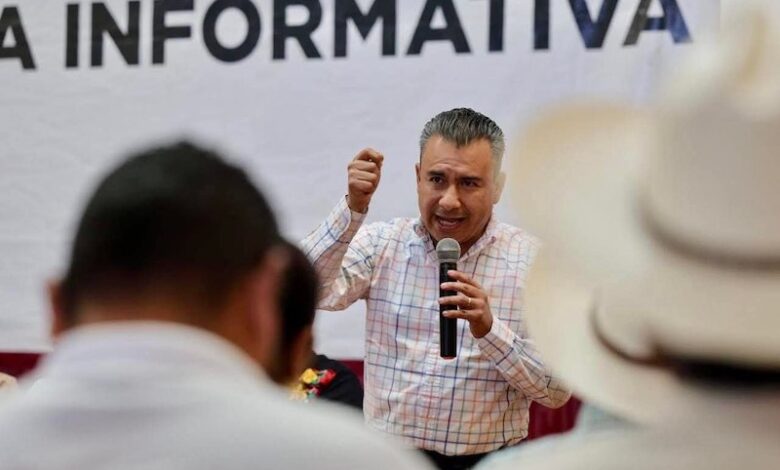 Fidel Calderón Torreblanca en discurso