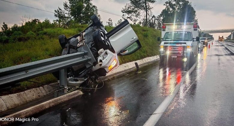 Volcadura de auto