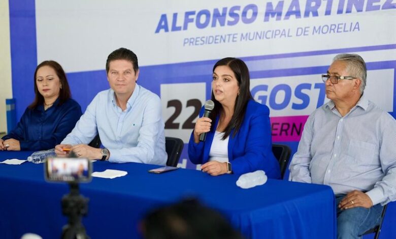 Alfonso Martínez y Teresita Herrera en rueda de prensa