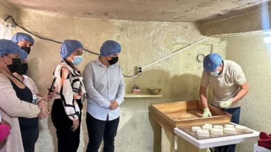 Capacitación a productores de queso