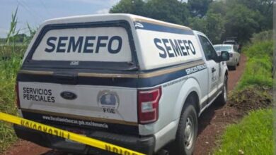 Camioneta del Servicio Médico Forense