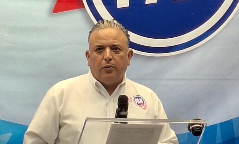Carlos Quintana en rueda de prensa