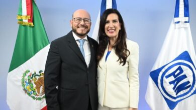 José Manuel Hinojosa y Kenia López Ramadán