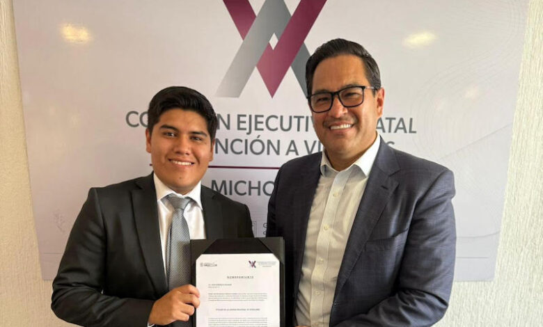 Alex González Aguilar y Víctor Manuel Serrato Lozano
