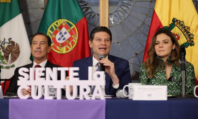 Manuel Carvalho, Alfonso Martínez y Fátima Chávez