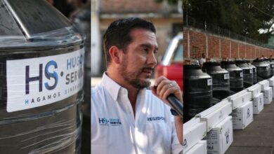 Hugo Servín entrega paquetes de calentador solar