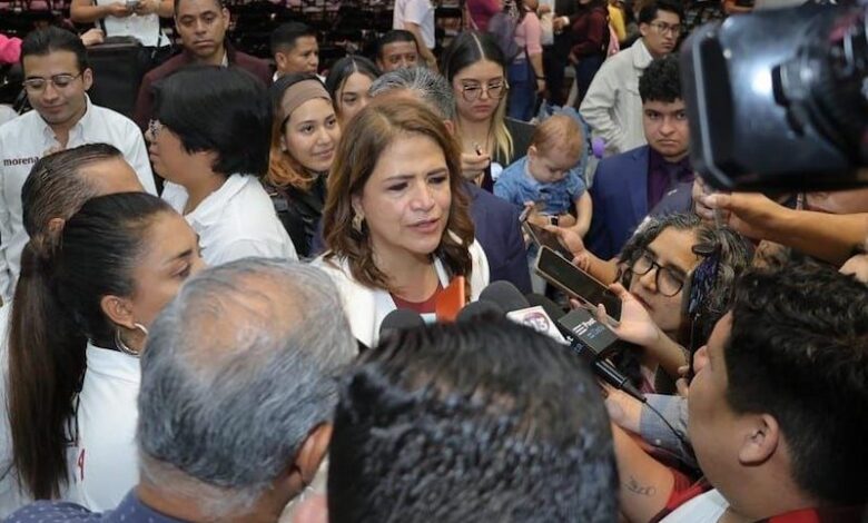 Fabiola Alanís en entrevista