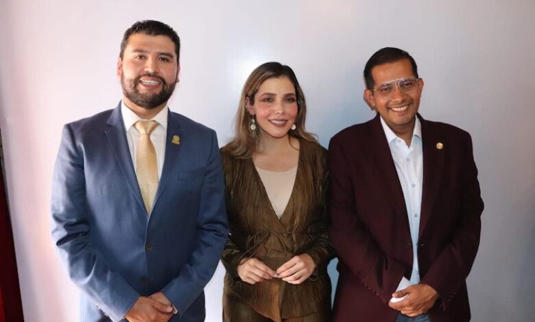 Octavio Ocampo, Brissa Arroyo y Conrado Paz