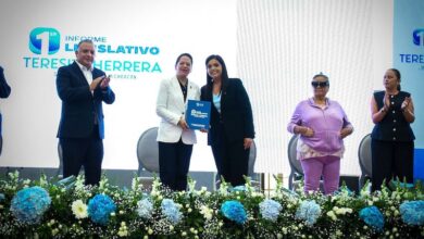 Teresita Herrera en su Primer Informe Legislativo