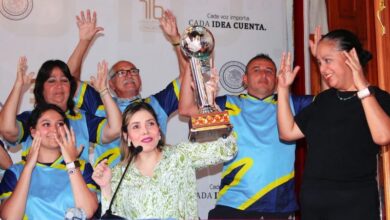 Brissa Arroyo con la comunidad sorda