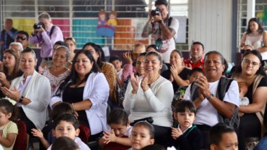 Padres de familia y estudiantes