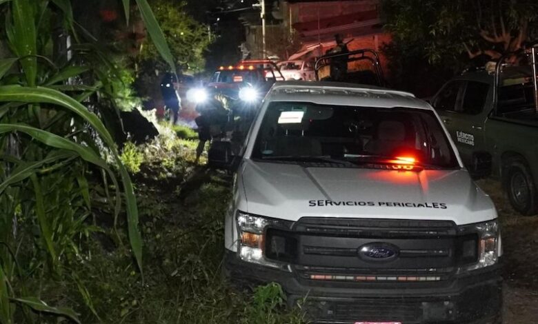 Camioneta de servicios periciales