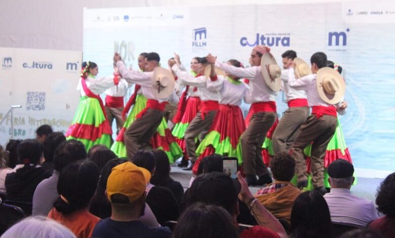 Ballet Folklórico de Morelia