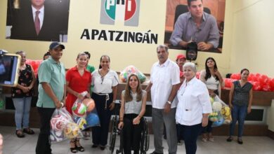 Homenaje del PRI a César Chávez Garibay