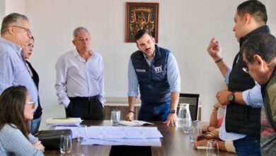 Yankel Benítez en reunión con colonos