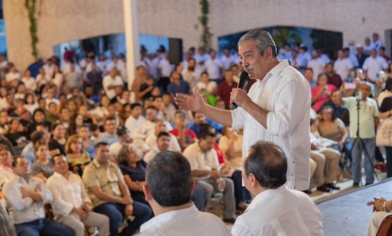 Raúl Morón en asamblea