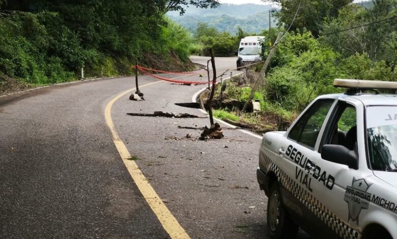 Socavón en carretera