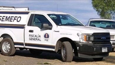 Camioneta del Semefo