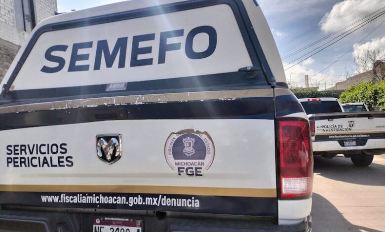 Camioneta del Semefo