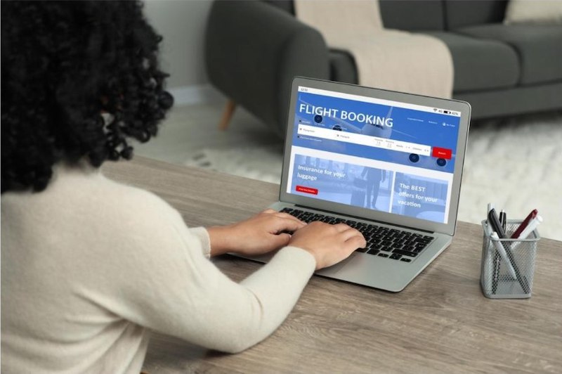 Mujer con laptop