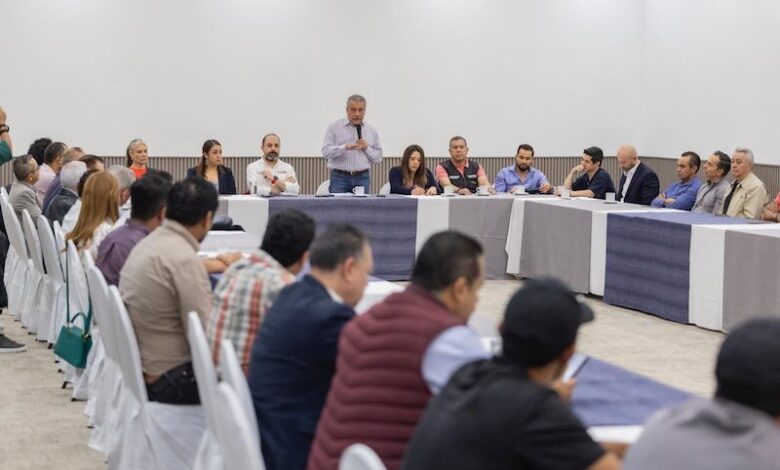 Raúl Morón en reunión con empresarios