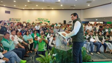 Ernesto Núñez en evento del PVEM