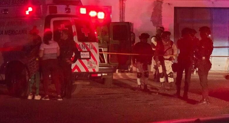 Ambulancia, policías y militares