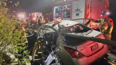 Auto destrozado en choque
