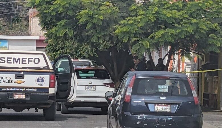 Camioneta del Semefo