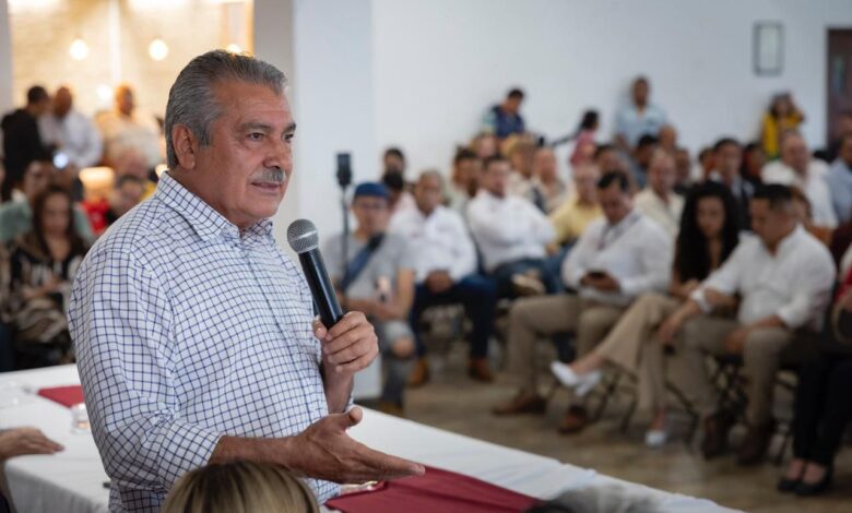 Raúl Morón en asamblea informativa