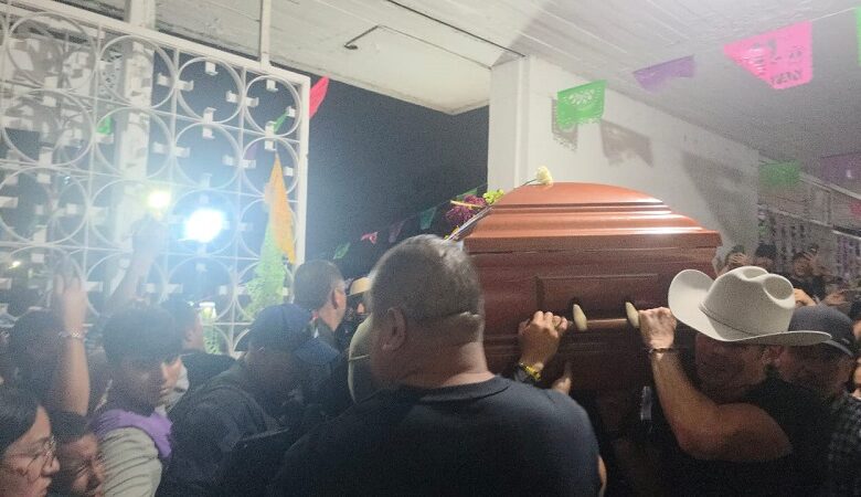 Carlos Manzo, Homicidio