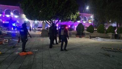 Policías en Apatzingán