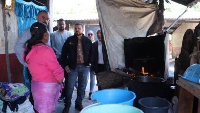 Josué Mejía Pineda en un albergue de jornaleros agrícolas