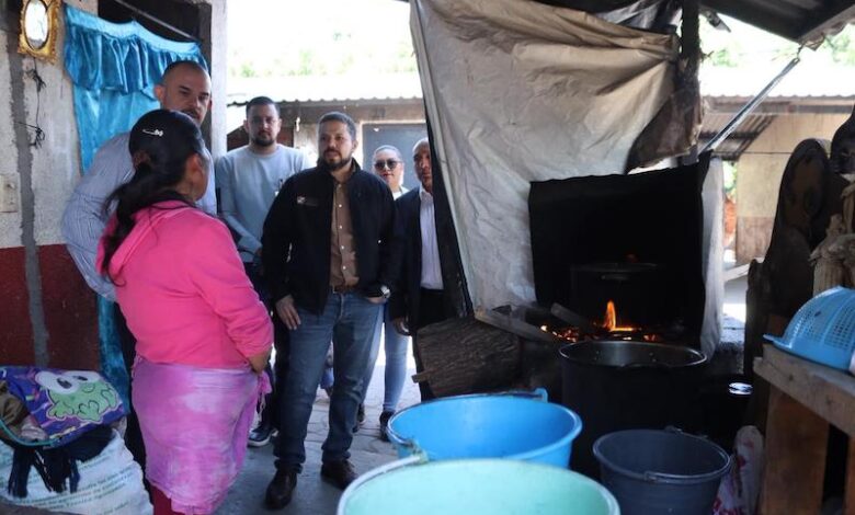 Josué Mejía Pineda en un albergue de jornaleros agrícolas