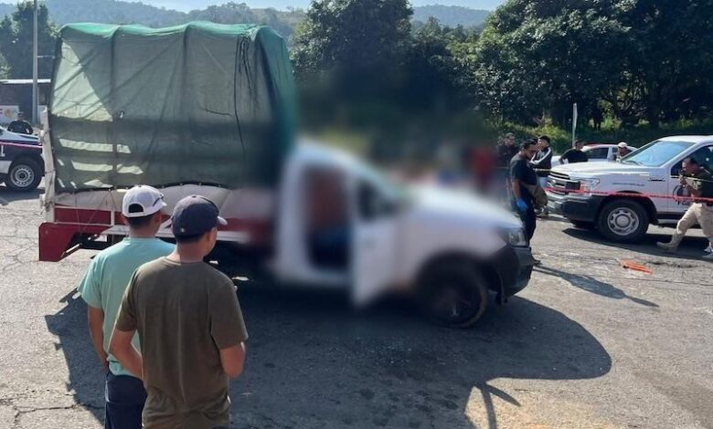 Asesinan a ocupantes de camioneta