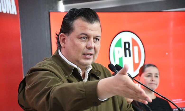 Memo Valencia en rueda de prensa