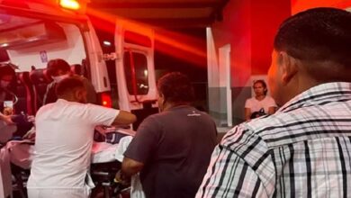 Aquila, Michoacán, Rescate, Playa Las Brisas