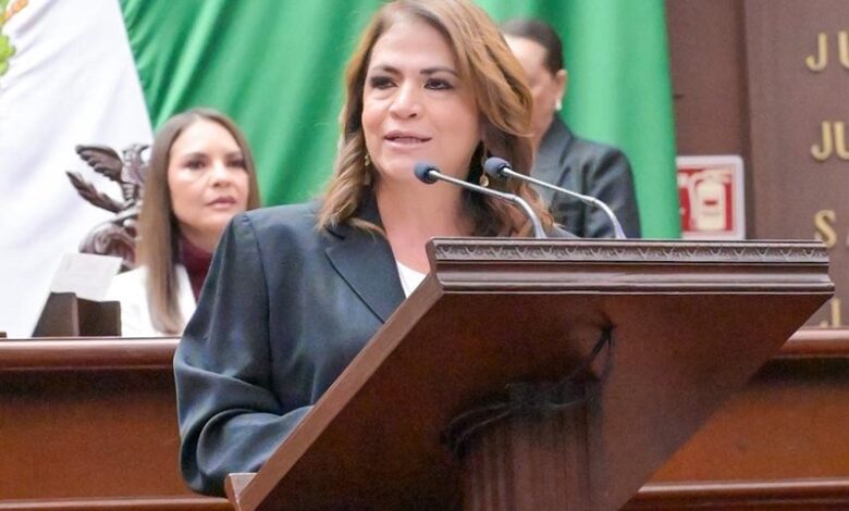 Fabiola Alanís, Morena