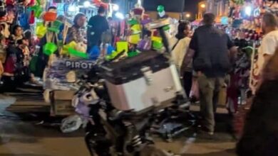 Tianguis de juguetes en Zamora