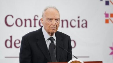 Alejandro Gertz Manero, Claudia Sheinbaum, Embajada de México