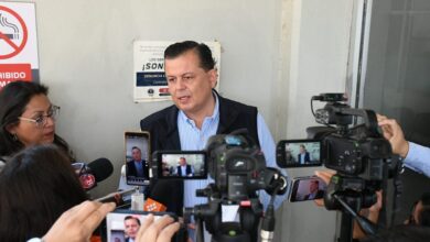 Memo Valencia, Leonel Godoy